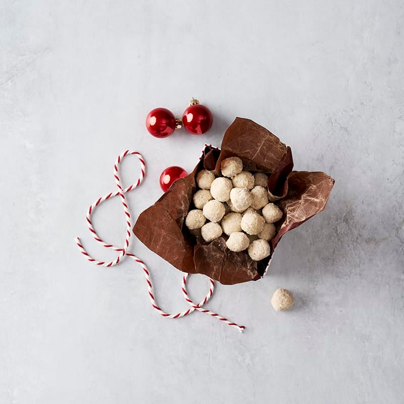 Foto av Cashewbollar med kokos och vit choklad från WW ViktVäktarna